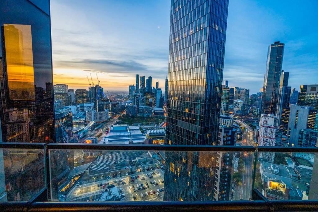 Luxe Haven - 42Nd Floor Panoramic City Views Melbourne Luaran gambar